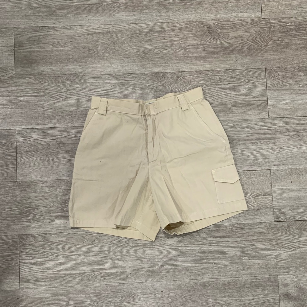 Womens TRF Khaki Shorts SIZE: 4